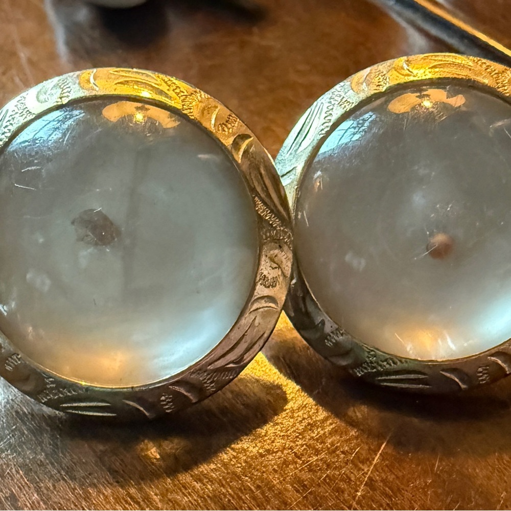 Coro Mustard Seed Clip On Earrings - Picture 1 of 2